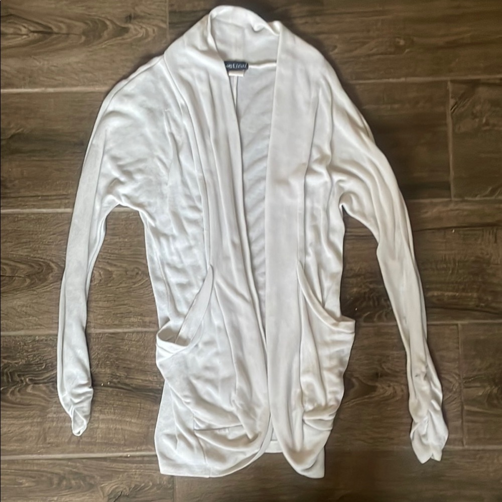 Wetseal White Open-Front Cardigan Sweater with pockets size small